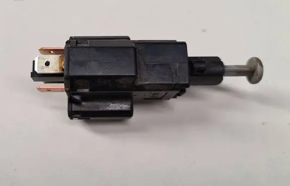 Opel Zafira A Brake pedal sensor switch 09175172 09132299 09175185