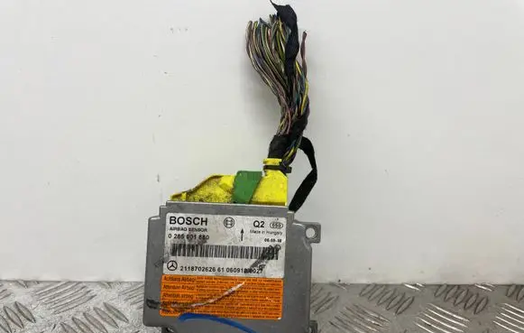 Mercedes-Benz E W211 Airbag control unit/module 2118702626 0285001880