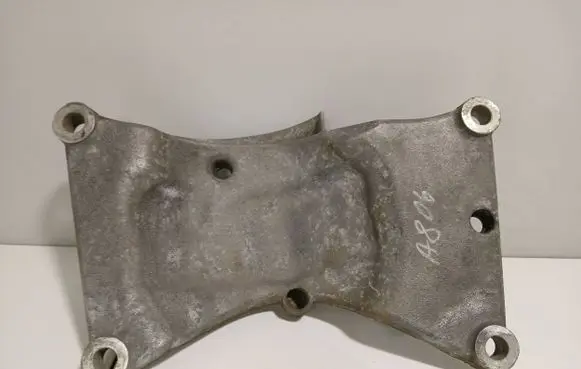 Audi A8 S8 D3 4E Gearbox mounting bracket 4E0803806D 266503