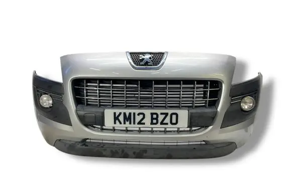Peugeot 3008 I Front bumper