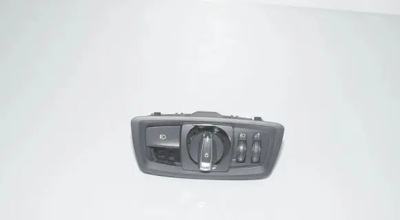 BMW 1 F20 F21 Light switch 6847522 61316847522 9393607