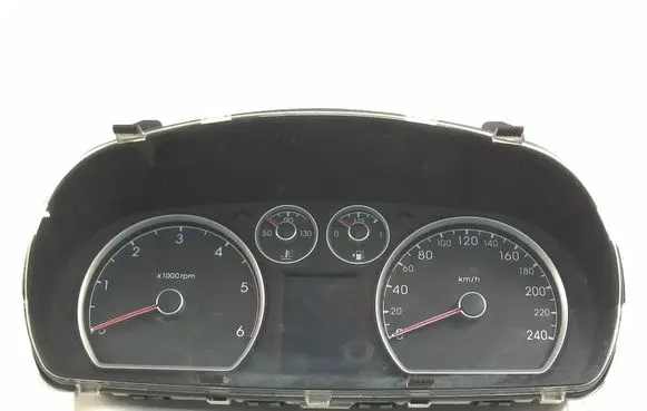 Hyundai i30 Speedometer (instrument cluster) 940332R200