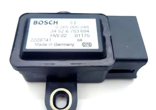 BMW 5 E39 ESP acceleration yaw rate sensor 0265005248 0099741