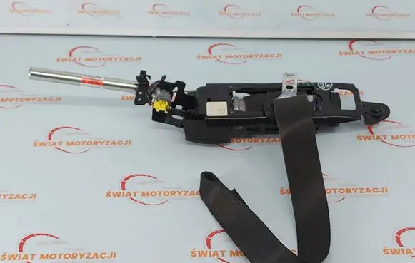 Volvo C30 Front seatbelt 31351425 624064200A