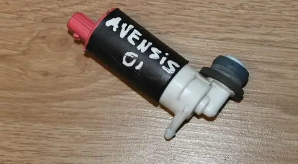Toyota Avensis T250 Windscreen/windshield washer pump