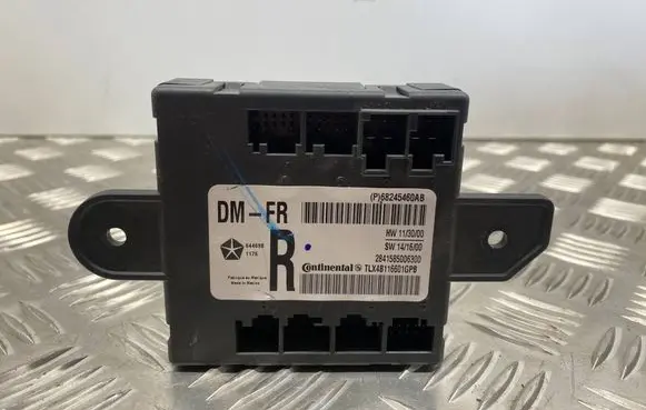 Dodge Durango III Door control unit/module 68245460AB P68245460AB
