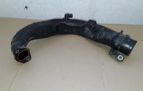 Dacia Dokker Air intake duct part 8200645723 062051