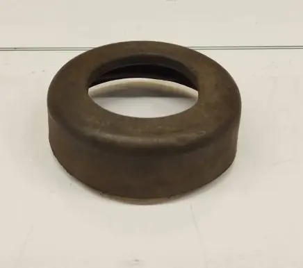 Mercedes-Benz 190 W201 Rear coil spring rubber mount 2013250944