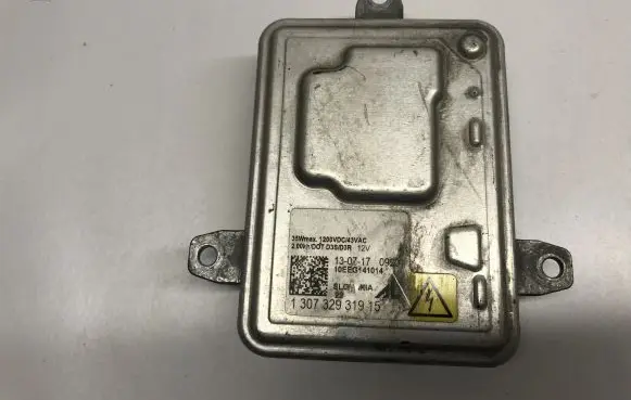 Chevrolet Camaro Xenon control unit/module 130732931915
