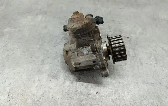 Ford Fiesta Fuel injection high pressure pump