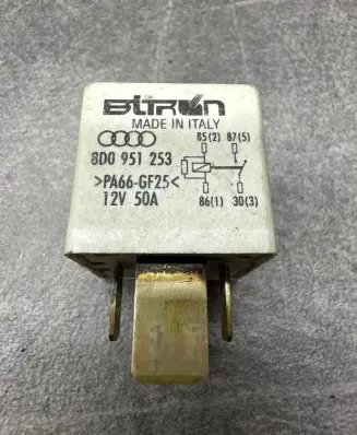 Audi A4 S4 B5 8D Other relay 8D0951253 8512187451 8613031