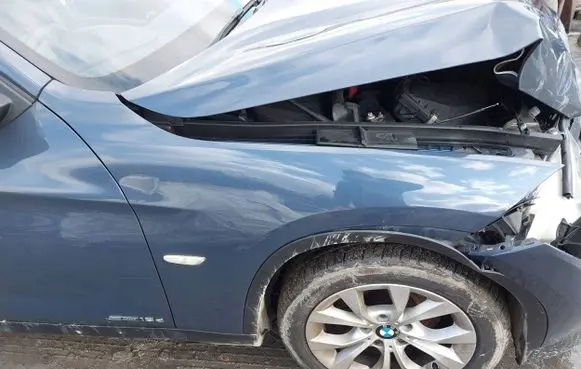 BMW X1 E84 Fender