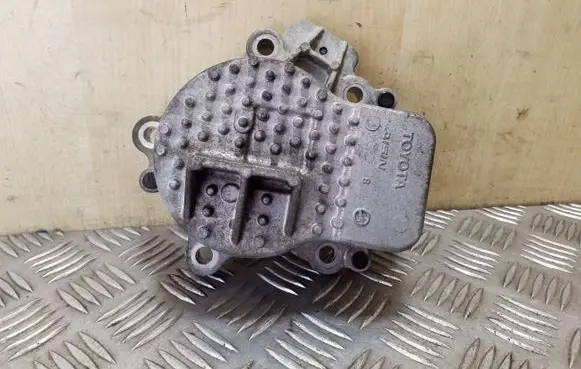 Lexus CT 200H Water pump