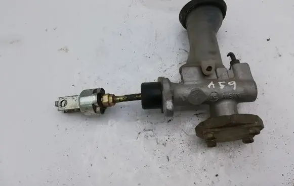 Toyota Land Cruiser (HDJ90) Clutch master cylinder NOCODE
