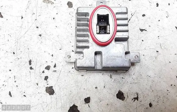 Mercedes-Benz A W176 Xenon control unit/module 2999903