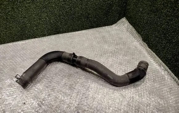 Renault Koleos II Engine coolant pipe/hose 215017071R