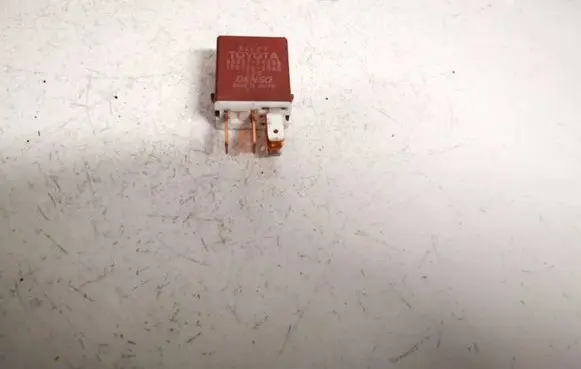 Lexus IS 220D-250-350 Other relay 9098704004 90987-04004