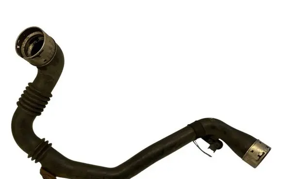 Renault Clio III Intercooler hose/pipe 8200748681
