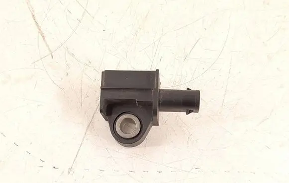 Mercedes-Benz C AMG W205 Airbag deployment crash/impact sensor 2139051300 2229051400