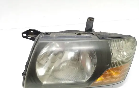 Mitsubishi Pajero Headlight/headlamp