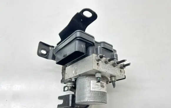 Citroen Berlingo ABS Pump 9829939880 87BRFG0511369