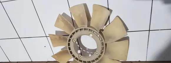 Mazda B2500 Fan set 