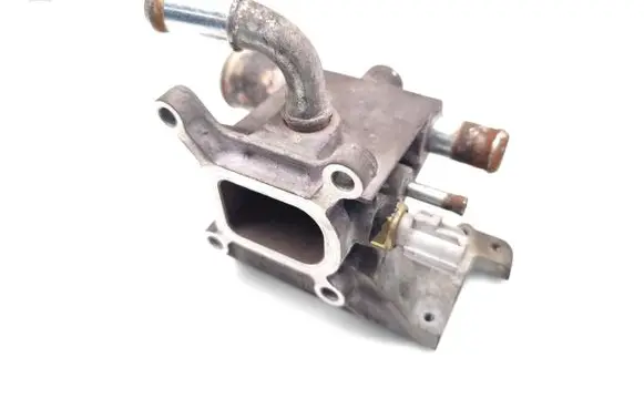 Jaguar XE Thermostat/thermostat housing 1S76-8K556-AJ