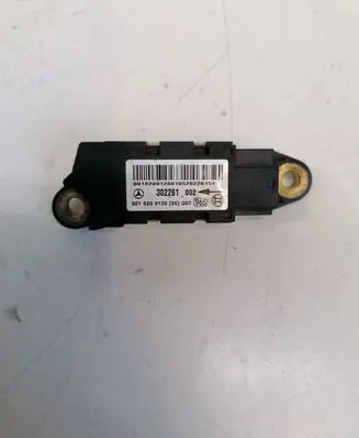 Mercedes-Benz C W203 Airbag deployment crash/impact sensor 0018209126