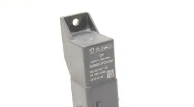Ford Focus ST Glow plug pre-heat relay 1872379 3637887