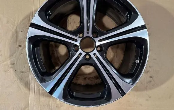 Mercedes-Benz C W206 R19 alloy rim 