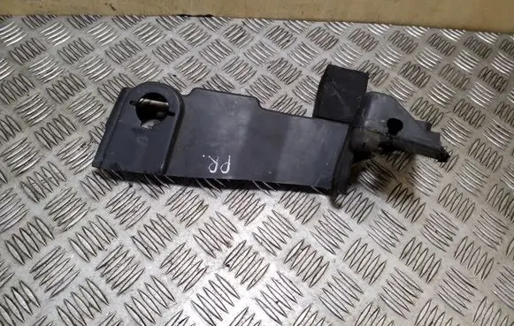 Other engine bay part