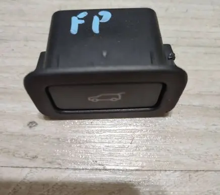 Jaguar F-Pace Tailgate/trunk/boot open switch CPLA10E998AA