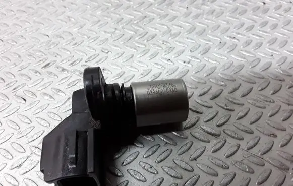 Toyota Yaris Camshaft position sensor 9091905029