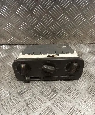 Volvo S70 V70 V70 XC Climate control unit