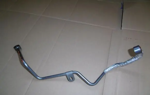 Opel Movano B Turbo turbocharger oiling pipe/hose 151923552R