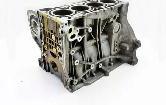 Skoda Fabia Mk2 (5J) Engine block 03F103019K