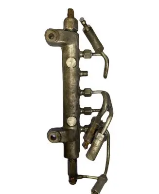 Nissan Primera Fuel main line pipe