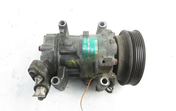 Renault Thalia I Air conditioning (A/C) compressor (pump) 8200315744
