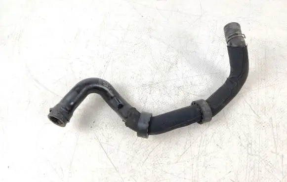 Audi Q7 4L Engine coolant pipe/hose 7L8121101B