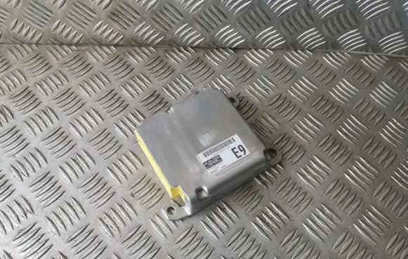 Toyota Prius (XW20) Airbag control unit/module 8917047390 1523006952