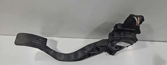 Citroen C4 I Picasso Accelerator throttle pedal 9681383980 6PV00994913 11012010