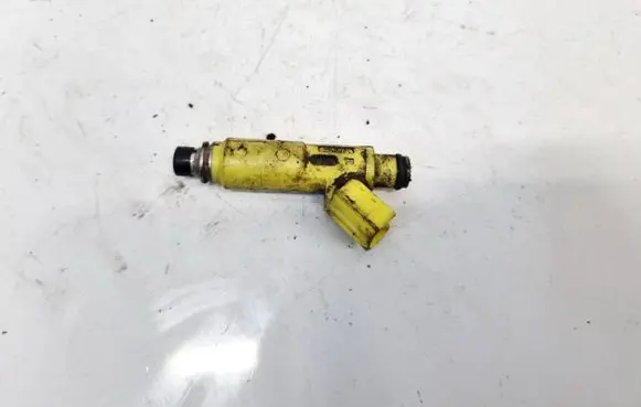 Toyota RAV 4 (XA20) Fuel injector 2325028050 23250-28050