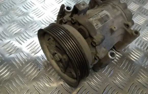 Renault Kangoo I Air conditioning (A/C) compressor (pump) SD6V12 1102103745 8200716562