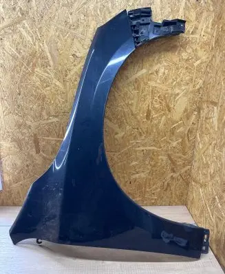 Volvo V60 Fender