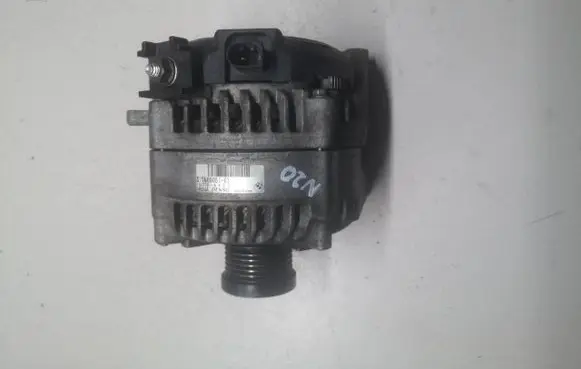 BMW 5 F10 F11 Generator/alternator 7605061