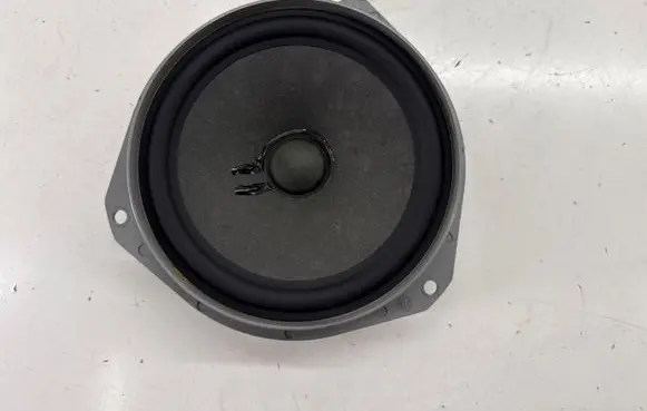 Alfa Romeo Stelvio Rear door speaker 50564039