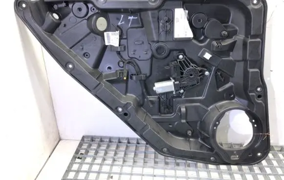 Rear door window regulator with motor