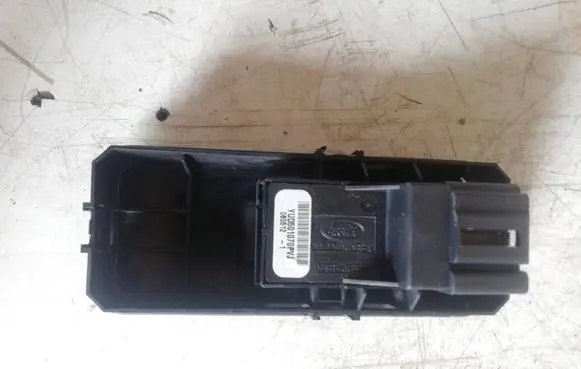 Land Rover Range Rover Sport L320 Electric window control switch 060512-1