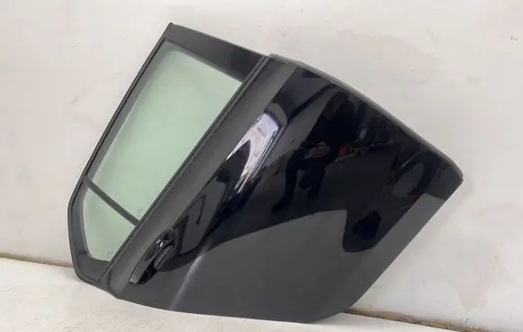 Volkswagen Golf VIII Rear door 