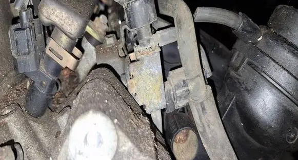 Honda CR-V Turbo solenoid valve 